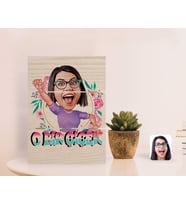 BK Gift Kişiye Özel O Bir Çiçek Karikatürlü Otantik Masaüstü Ahşap Palet Çerçeve-3 (Beyaz)