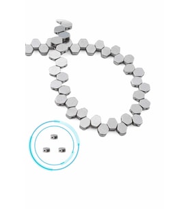 Hematit Doğal Taş Parlak Gümüş Yassı Altıgen Kesim Çift Delik 8x8mm Dizi [AA]