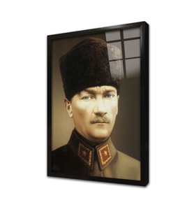 Kalpaklı Atatürk Çerçeveli Cam Tablo