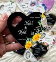 Kişiye Özel Kalp Şeklinde Açacaklı Magnet Düğün Nişan Nikah Söz Hatırası