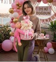 Pembe Maymunlu Ayıcık Buketi – 70 cm Sarılabilir Peluş Maymun 6’lı Ayıcık Hediye Kutusu  Sevgiliye Kıza Doğum Günü Hediyesi
