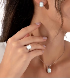 925 Ayar Beyaz Opal Taşlı Baget Gümüş Takı Seti