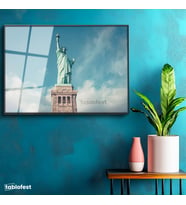 Siyah Renk Metal Çerçeveli Tamperli Cam Tablo New York Özgürlük Anıtı Şehir Mimari Tablo Duvar Dekoru