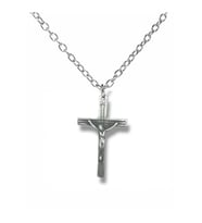 Hz. İsa Haç Kolye – Unisex Metal Takı, 60 cm Zincirli Dini & Gotik Stil (Gümüş)