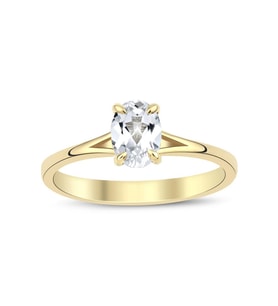 White Topaz Oval Tektaş Yüzük