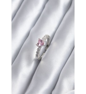 Gümüş Renk Zirkon Taşlı Pembe Kristal Kalp Model Kadın Yüzük