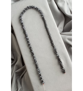 Hematit Doğal Taş Parlak Gri Üçgen Kesim 6x3mm Dizi [AA]