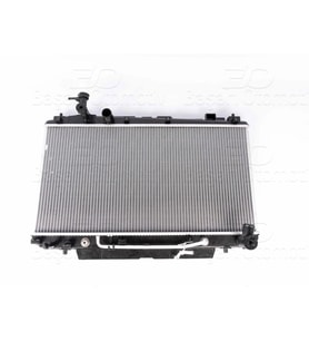 Toyota RAV4 2000-2005 Su Radyatörü Brazing AT 375X738X26 MM 1640028140 Wisco