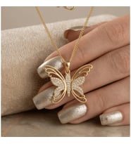 Kelebek Kolye-Zirkon Taşlık-Gold Renk-Işıklı Kutuda