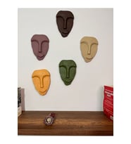 El Yapımı Minimalist Tasarım Duvar Dekorasyon Maskları (maskeleri) 5'li Set (Çok Renkli)