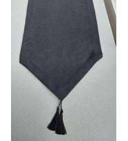 Siyah simli kumaştan runner