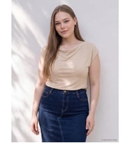 LCW Curve Bej Büyük Beden Dökümlü Yaka Soft Touch Bluz