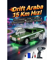 Uzaktan Kumandalı Drift Arabası RC Araba Işıklı Şarjlı 15 km/h Hızlı Oyuncak Araba