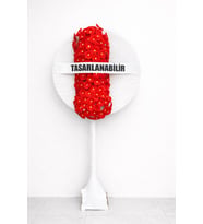 Tek Katlı Kırmızı Gerbera Çiçekleri Çelenk