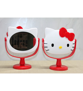 Hello Kitty Masaüstü Ayna