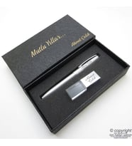16GB. İsme Özel Işıklı Kristal Usb Bellek + Scrikss İsme Özel Kalem Seti - Krom
