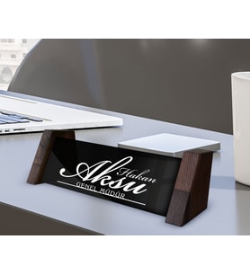 BK Gift Kişiye Özel İsimli Ahşap Ayaklı Siyah Akrilik Masa İsimliği, Ofis Dekoru, Mesleki Hediye, Ofis Hediyeleri-8