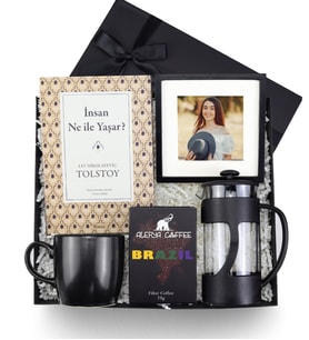 İnsan Ne İle Yaşar Kitabı & Kupa & French Press & Siyah Çerçeve & Alerya Filtre Kahve Premium Hediye Seti