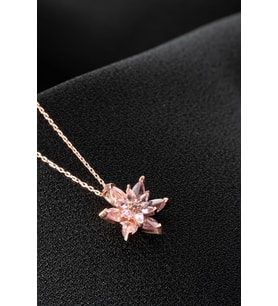925 Ayar Gümüş Pembe Lotus Çiçeği Kolye