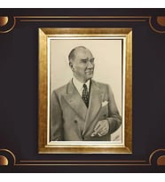 Özel Seri Paspartulu Çerçeveli Atatürk Tablo l481 (Gold)