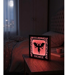 Kişiye Özel İsimli Kanatlı Silüet Dekoratif LED Gece Lambası