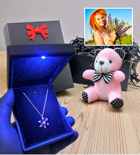 Kişiye Özel Fotoğraflı ve Işıklı Kutuda 925 Ayar Gümüş Kolye Peluş Anahtarlık Hediyeli (Model 7)