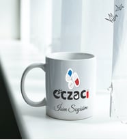 Kişiye Özel İsim ve Fotoğraf Baskılı Eczacı Temalı Kupa Bardak No:002