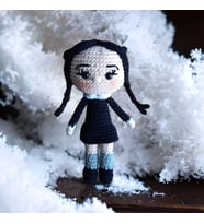 Wednesday Amigurumi Örgü Oyuncak Bebek Wednesday Addams