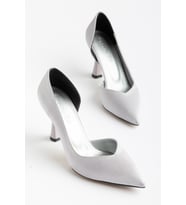 Büyük Beden Kadın İnce Topuklu Stiletto Gümüş Gri Parlak Saten Yan Açık
