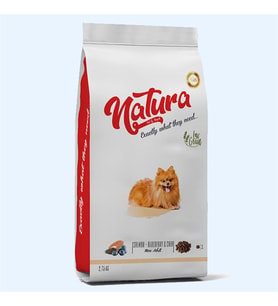 Natura Somonlu Yaban Mersinli ve Chia Tohumlu Düşük Tahıllı Küçük Irk Yetişkin Köpek Maması 2,75kg (Kahverengi)