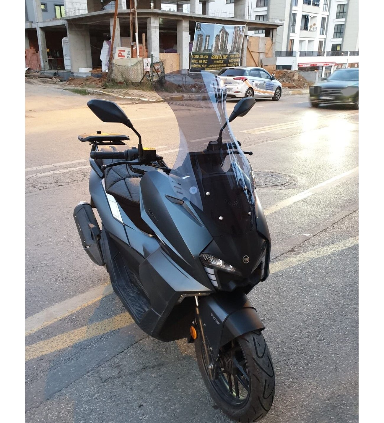 MOTOCAM Yuki Vampire 125 Ön Cam 2023-2026 Model 72cm Füme Renkli 4mm