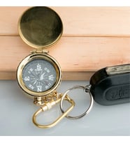 Kişiye Özel Pusula Tasarımlı Pirinç Anahtarlık