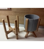 3D Baskı Ayaklı Çizgili Saksı - Bej Standlı Dekoratif Saksı - Gri