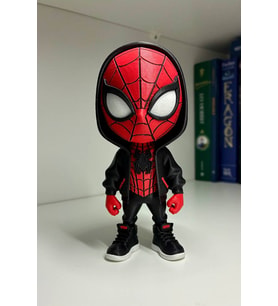 Urban Spider-Man Dekoratif Figür – Şehir Tarzı Örümcek Adam Koleksiyon Modeli