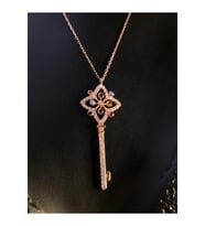Anahtar Mix Taşlı Kadın Kolye 925 Gümüş • Sevgiliye • Eşe • Anneye • Arkadaşa Hediye Kolye