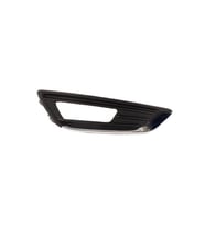 FORD FOCUS ÖN TAMPON PANJURU DELİKLİ KROM KUŞAKLI SOL 13- FOR07FO194 F1EB15A299BC