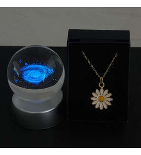 Papatya Kolye Altın Kaplama Özel Kutuda & Samanyolu  Model Cam Küre Işıklı Standlı Set