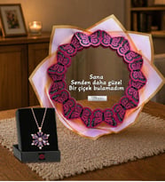 Kişiye Özel Led Işıklı Aynalı Pembe Kelebek Buketi Sana Senden Daha Güzel Bir Çiçek Bulamadım Ayna & Lotus Kolye