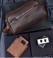 Kahverengi Washbag Erkek El Çantası& Siyah Kol Düğmesi& Kahverengi Karlıklı Erkek Cüzdanı Hediye Seti