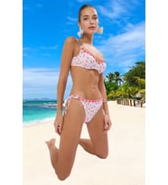 Modern Desenli Bikini Takımı Ergonomik Kesim Premium Kalite Özel Tasarım Hızlı Kuruyan