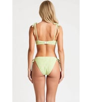 Kadın Bikini Takımı Balconette Kaplı Normal Bel Dokulu Fırfırlı Ekose Desenli Slip Alt Yazlık Plaj