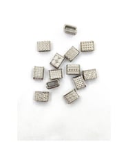 3X10 MM DESENLİ DERİ BİLEKLİK ARA APARATI (100 GRAM) (Gümüş)
