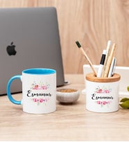 Kişiye Özel Çiçek Çerçeveli İsimli Mavi Kupa ve Kalemlik