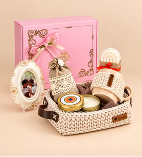 Ng Gifts Kişiye Özel Fotoğraflı Çerçeveli El Emeği Örgü Sepette Krem Hediye Seti