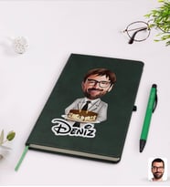 BK Gift Kişiye Özel Erkek Doğum Günü Karikatürlü Yeşil Termo Deri Defter Kalem Seti Model 4