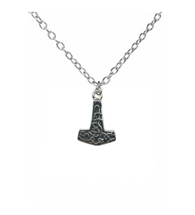 Thor’un Çekici Mjölnir Figürlü Unisex Kolye – 60 cm Zincirli, Güç ve Koruma Sembolü (Gümüş)