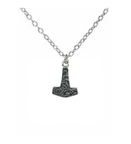 Thor’un Çekici Mjölnir Figürlü Unisex Kolye – 60 cm Zincirli, Güç ve Koruma Sembolü (Gümüş)