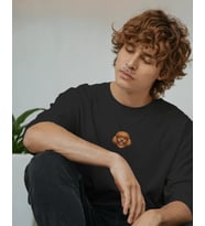 Kahverengi Poodle Köpek Baskılı Unisex Oversize Tişört – Sevimli Kıvırcık Poodle Tasarım (Siyah)