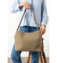 Ravenna Süet Mıknatıs Kapamalı Fermuarlı İç Bölme Büyük Boy Shopper Kadın Omuz Çantası (Vizon)