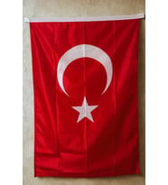 Türk Bayrağı 70x105 cm - Kaliteli Alpaka Kumaş - Canlı ve Solmaz Renk, İç ve Dış Mekanlara Uygun